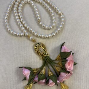 Pearl Bead With Winter Flowers