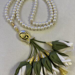 Pearl Bead With Winter Flowers